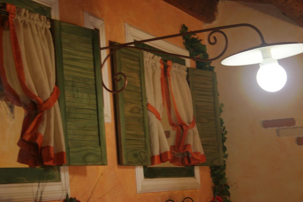 Montelepre Alla Corte Dei Ventimiglia מראה חיצוני תמונה